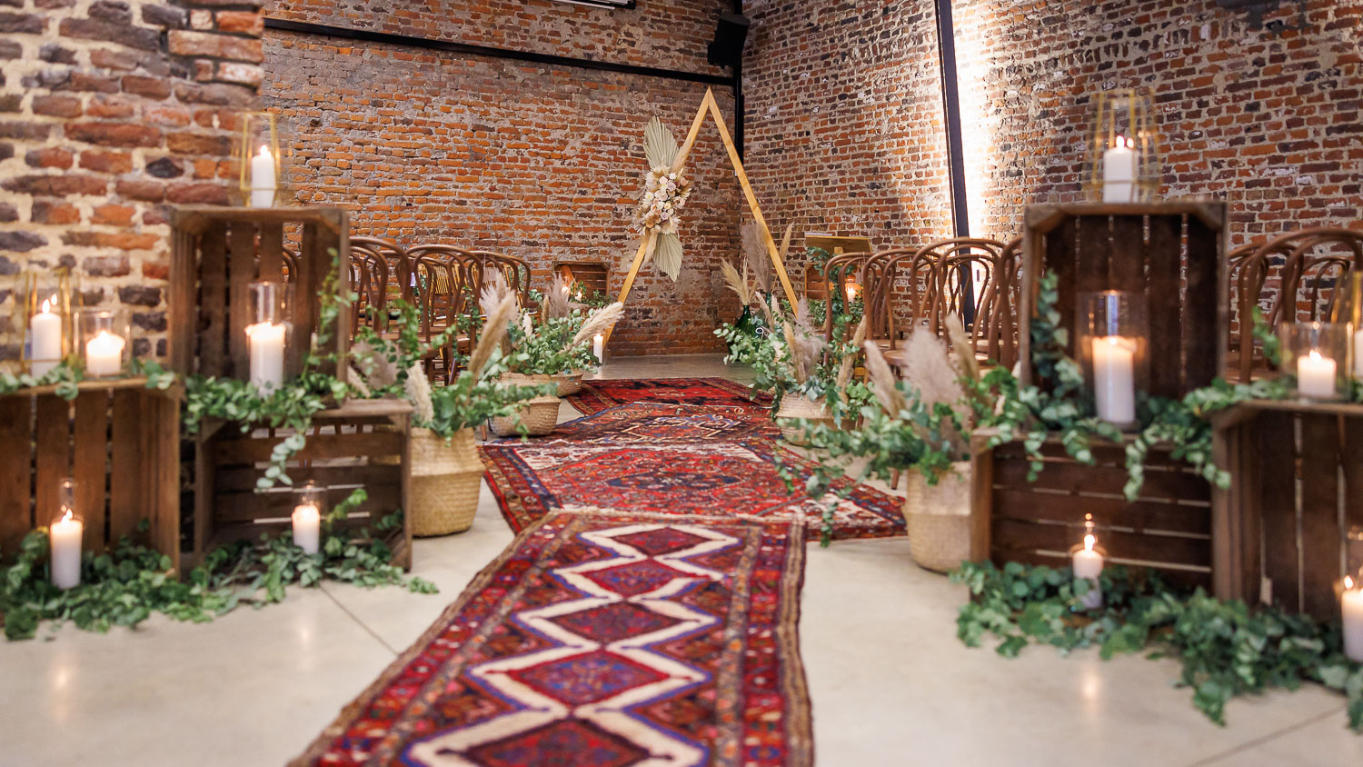 Cérémonie mariage laïc Belgique - Arche et bougies