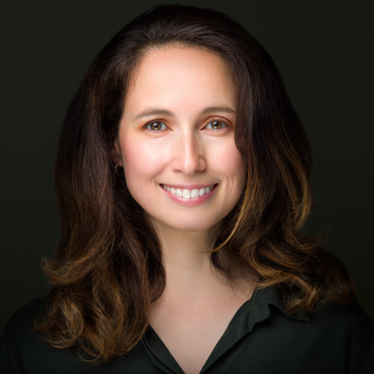 Brussels Headshots photographer - Professional LinkedIn CV Photoshoot